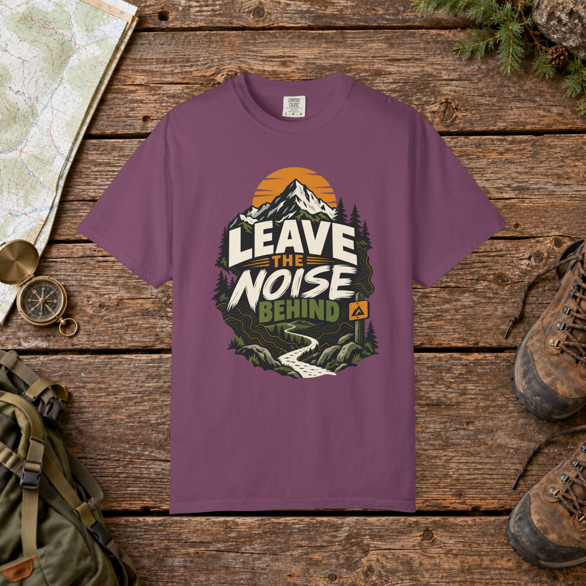 Leave the noise behind | Hiking Tee