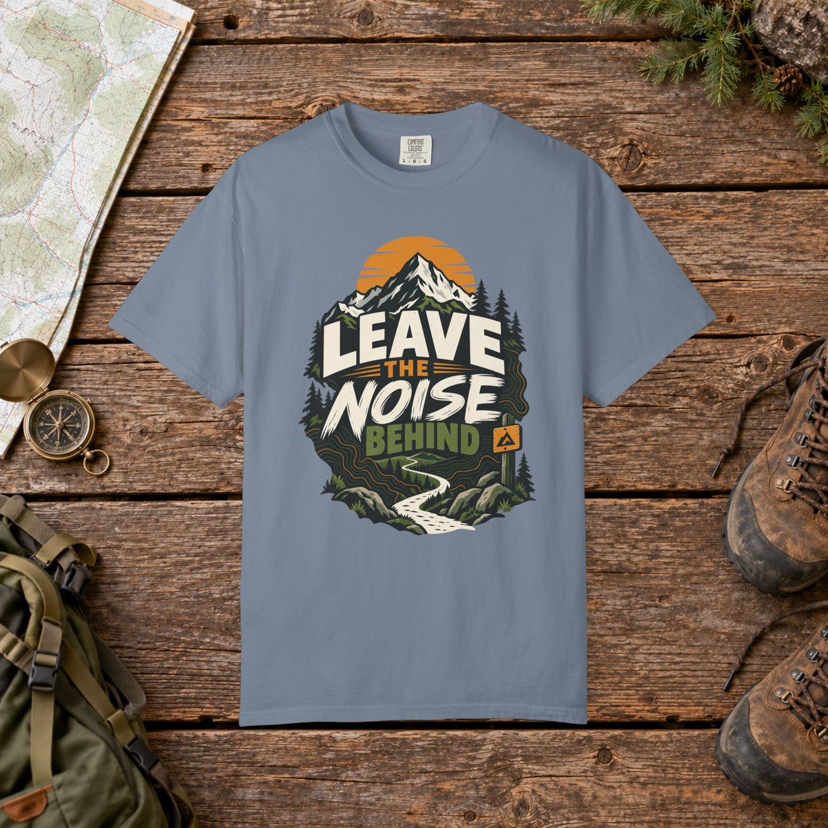 Leave the noise behind | Hiking Tee