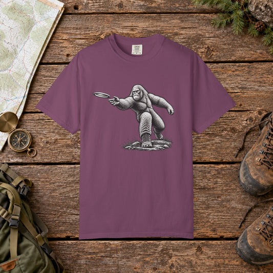 Big Foot Frisbee Golf | Vintage T-Shirt