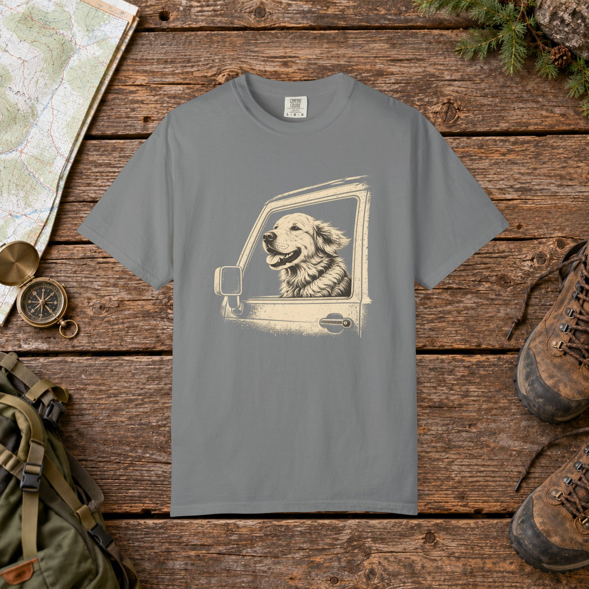 Happy Golden Rtvr | Vintage T-Shirt